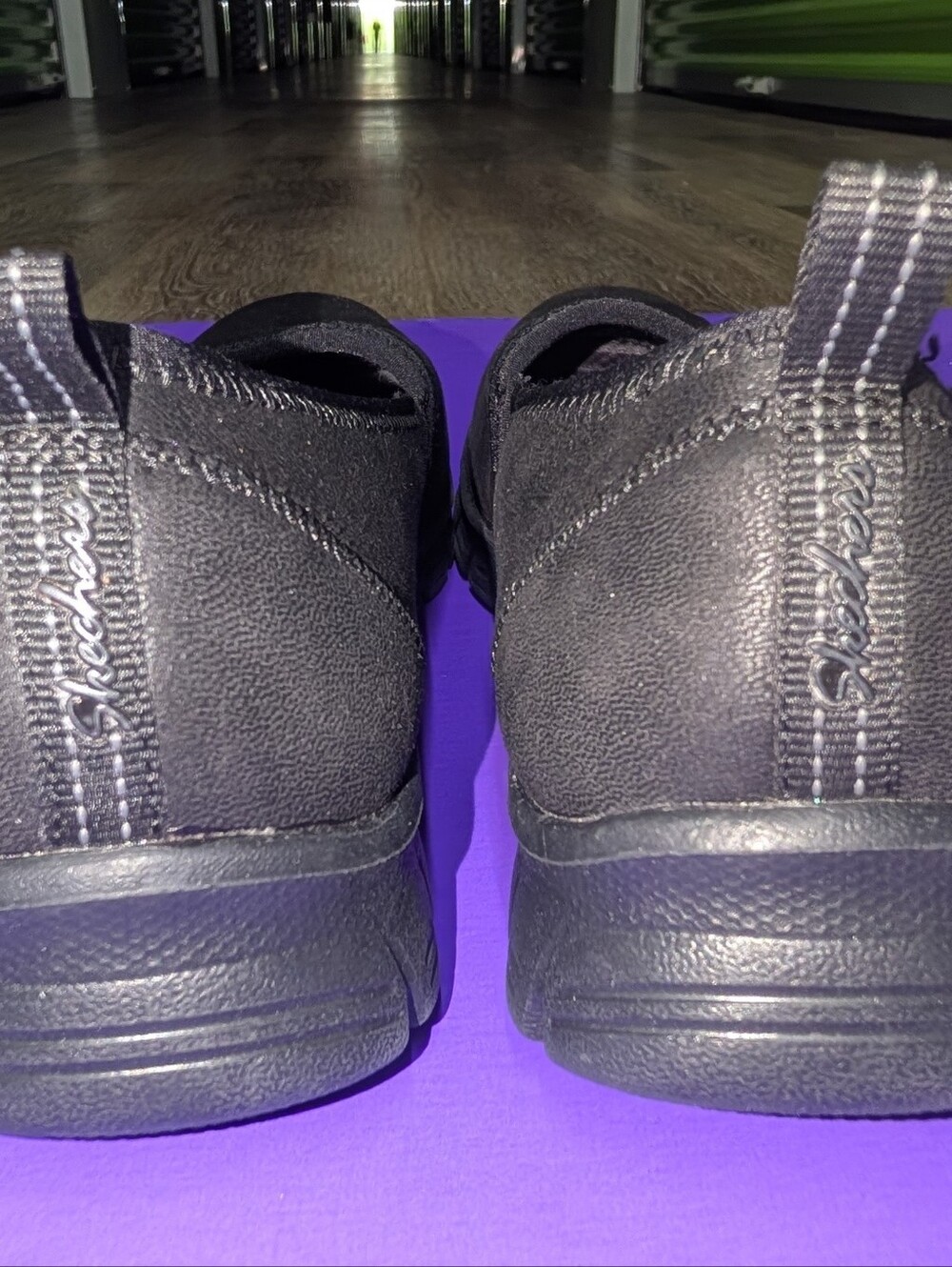 Skechers Air-Cooled Memory Foam Slip-On Walking Shoes Black Flawless W8.5 NWOB - Picture 6 of 9